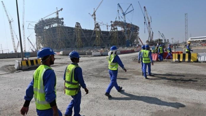 Según denuncias, en Qatar se siguen violentando los derechos de los trabajadores después de un año de haberse celebrado el Mundial 2022.