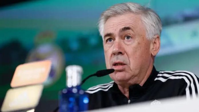 Carlo Ancelotti destacó las actuaciones que ha tenido el centrocampista uruguayo, Fede Valverde.