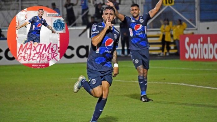 Agustín Auzmendi se corono como máximo goleador de la Copa Centroamericana Concacaf.