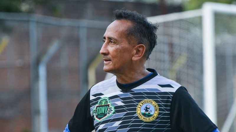 El técnico hondureño, Jorge Ernesto Pineda, regresa por segunda ocasión al equipo Suchitepéquez de Guatemala.