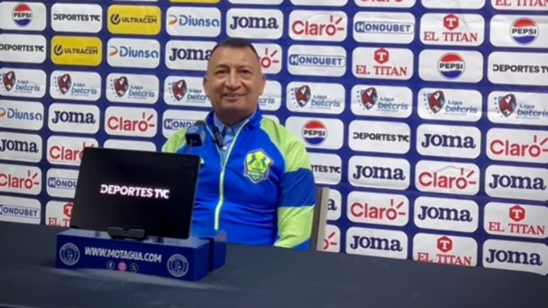El técnico de Potros de Olancho FC, José Humberto Rivera, afirmó que su equipo buscará competir por las primeras posiciones en el actual campeonato de Clausura.