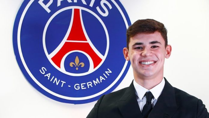 El centrocampista brasileño, Gabriel Moscardo, se convirtió en el nuevo fichaje del París Saint Germain.