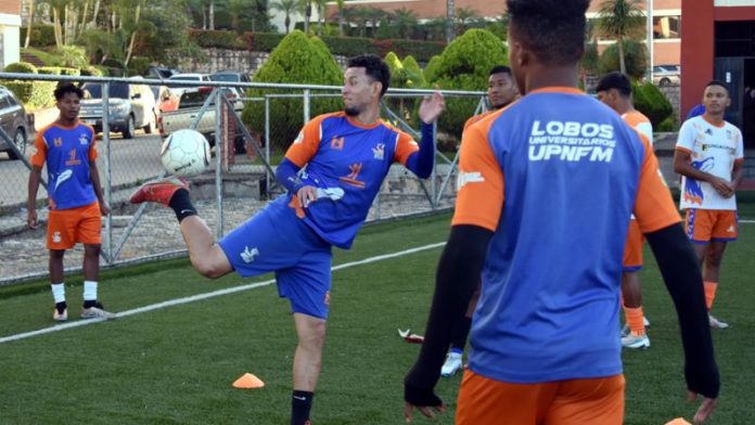 El equipo de Lobos UPNFM comenzará este jueves una serie de partidos de preparación previo a su debut en el torneo de Clausura 2024 contra Marathón.