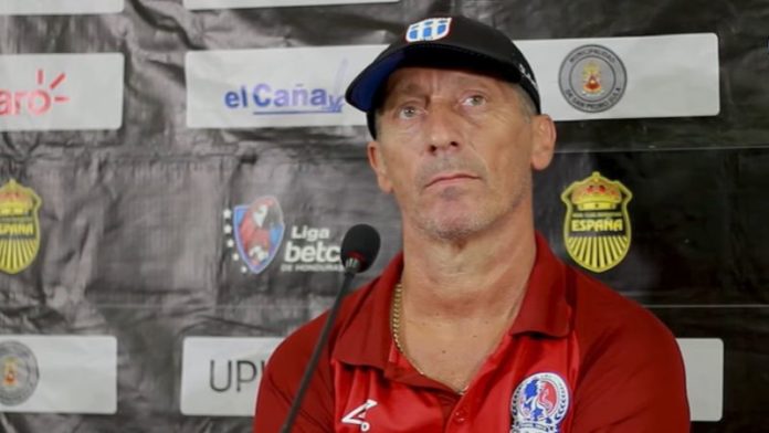 El técnico de Olimpia, Pedro Troglio, afirmó que lo importante es coronarse campeones del torneo de Clausura.