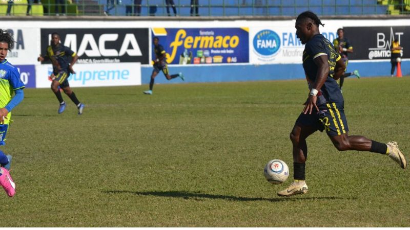 El delantero de Génesis Comayagua, Marlos "Machuca" Ramírez, no anduvo efectivo en el encuentro contra Potros de Olancho FC.