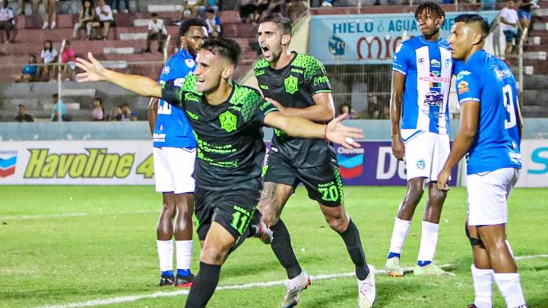 Con el gol de Federico Sellecchia, Potros de Olancho FC ganó por primera vez en La Ceiba.