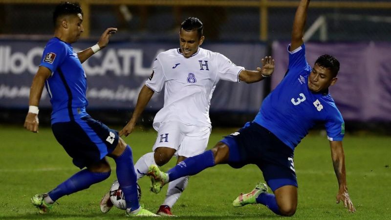 Honduras y El Salvador oficializaron para el 26 de marzo próximo, el partido internacional amistoso en los Estados Unidos.
