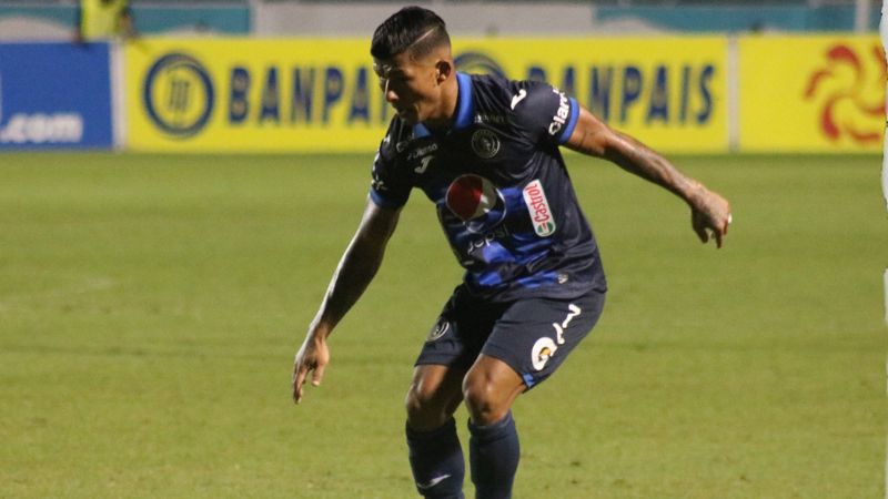 Iván "Chino" López les avisa a los motagüenses que si les anota el domingo lo celebrará, pues es del criterio que los goles se celebran.