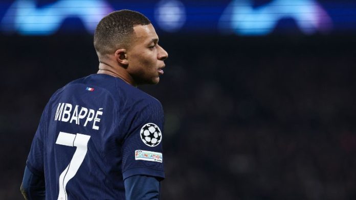 El delantero Kylian Mbappé ya no quiere seguir en el PSG y al parecer ya se lo comunicó a los dirigentes del club.