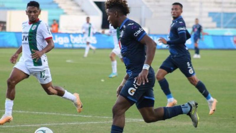 Para Rolando Peña, los jugadores de Marathón tuvieron una mala noche el domingo contra Motagua.