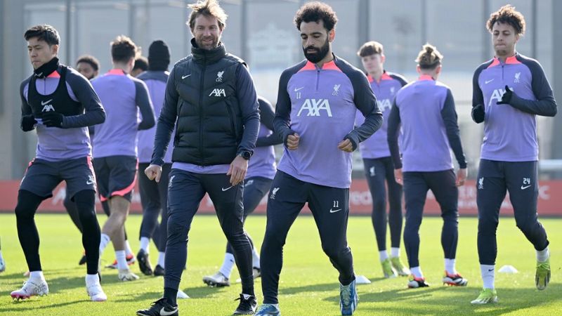 Salah se unió a los entrenamientos del Liverpool con la mirada puesta en los octavos de final de la Europa League. 