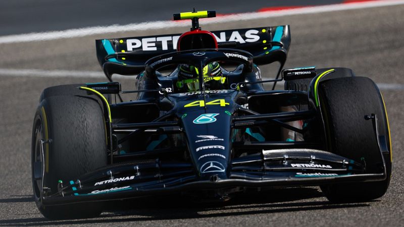 Hamilton es el encargado de representar a la escudería de Mercedes en los torneos de Fórmula 1. 