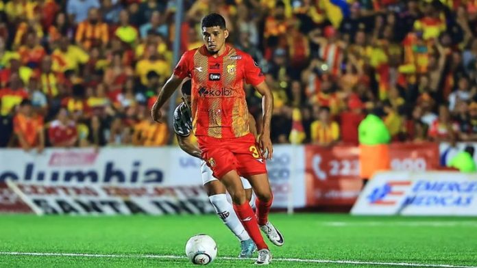 El defensa del Herediano, Getsel Montes, tenía la esperanza de ser convocado para el partido contra Costa Rica.