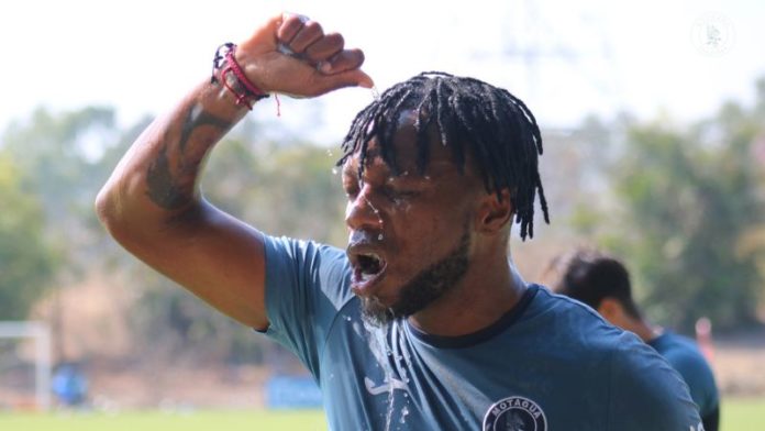 Los jugadores de Motagua están "sudando la gota" en los entrenamientos en el Complejo Pedro Atala.