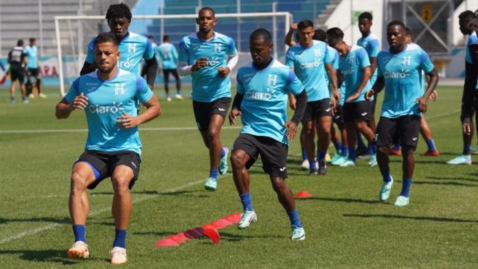 La Selección Nacional tendrá todo el apoyo de la Liga previo al decisivo partido contra Costa Rica.