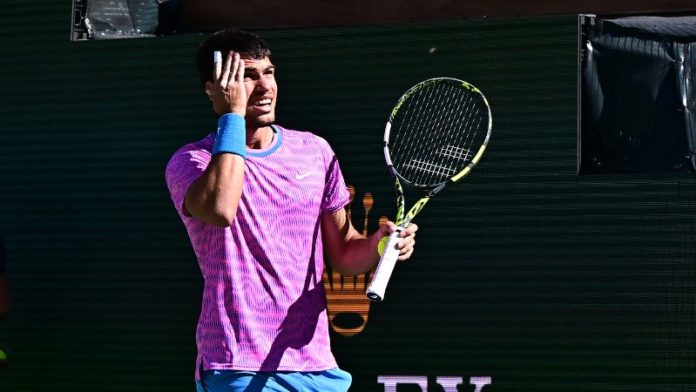 El español Carlos Alcaraz es desplazado del segundo lugar de la ATP por Jannik Sinner.