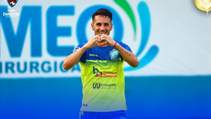 El delantero Federico Sellecchia anotó dos goles para el triunfo de Potros de Olancho FC sobre Victoria.