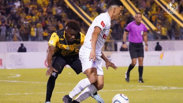 El clásico Real España frente a Olimpia es uno de los platos fuertes del repechaje del torneo de Clausura.