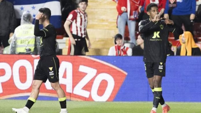 Anthony "Choco Lozano celebra el tanto conseguido frente al Rayo Vallecano.