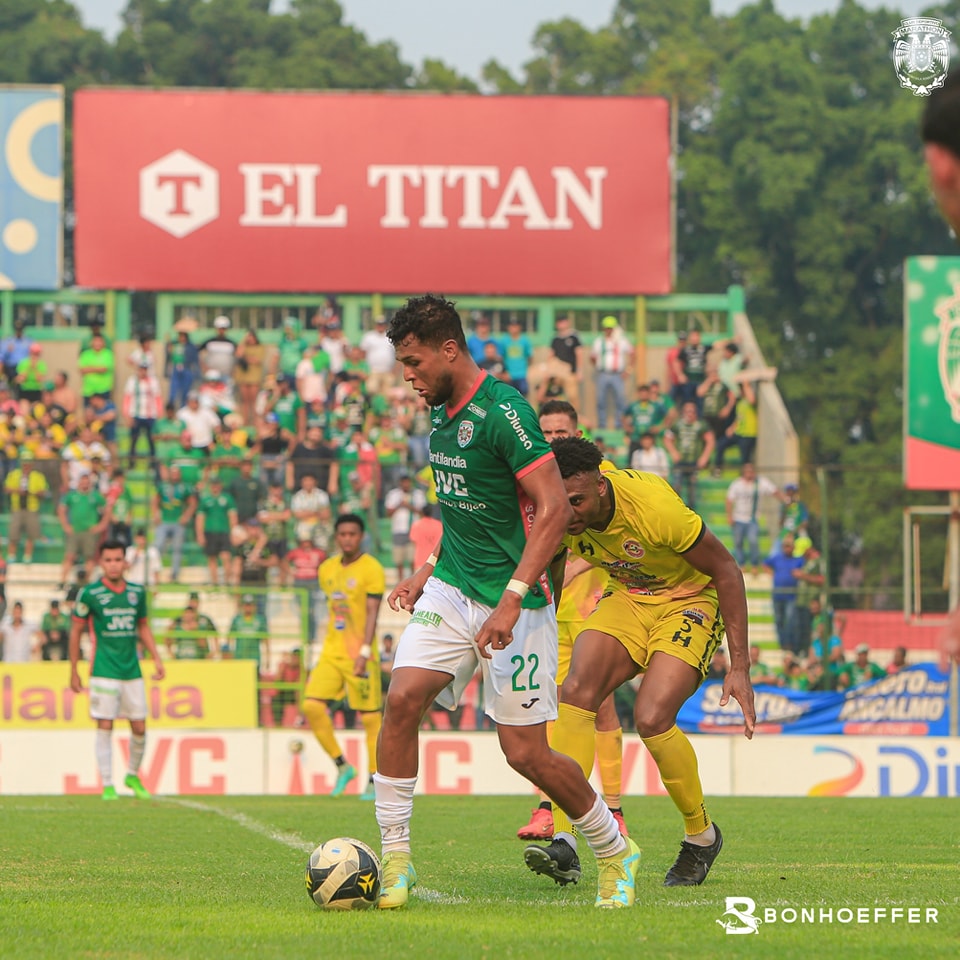 Marathón no tuvo problemas para deshacerse de Génesis Comayagua en semifinales.