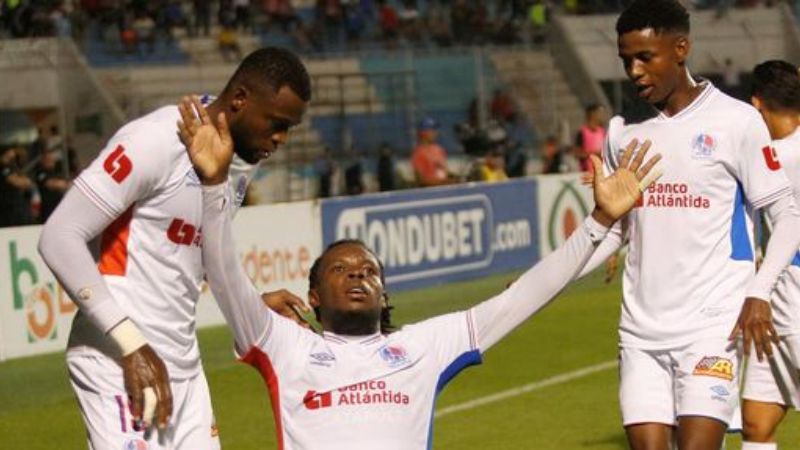 Los jugadores olimpistas están claro que tienen que hacer un partido perfecto en el clásico capitalino del sábado.