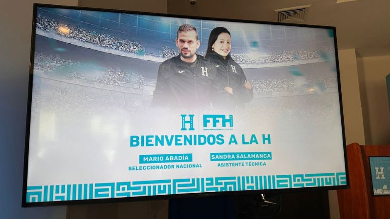 La FFH realizó una presentación del nuevo cuerpo técnico de la H femenil.