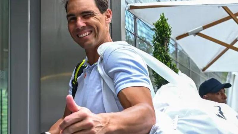 Rafael Nadal provoca euforia previo al entrenamiento con miras al Roland Garros.