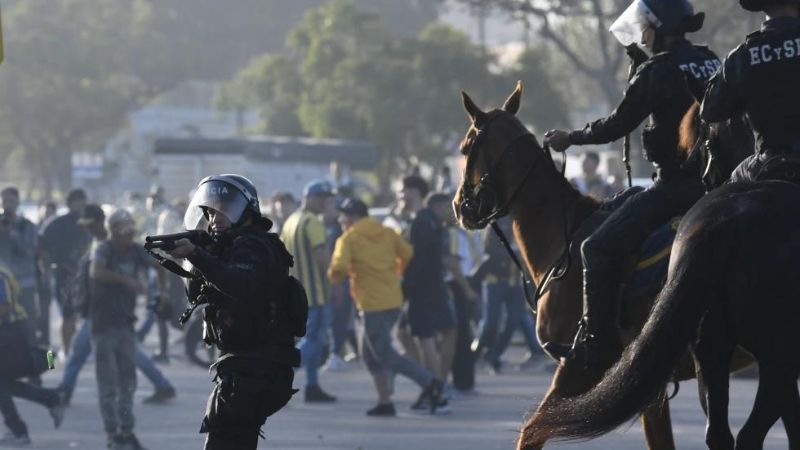 Los argentinos trabajan con el programa Tribuna Segura para contrarrestar a los hinchas violentos.