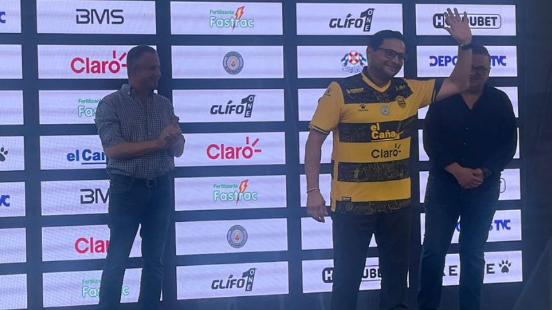 El técnico costarricense, Jeaustin Campos, dijo en su presentación que viene con la ilusión de ser campeón con el Real España.