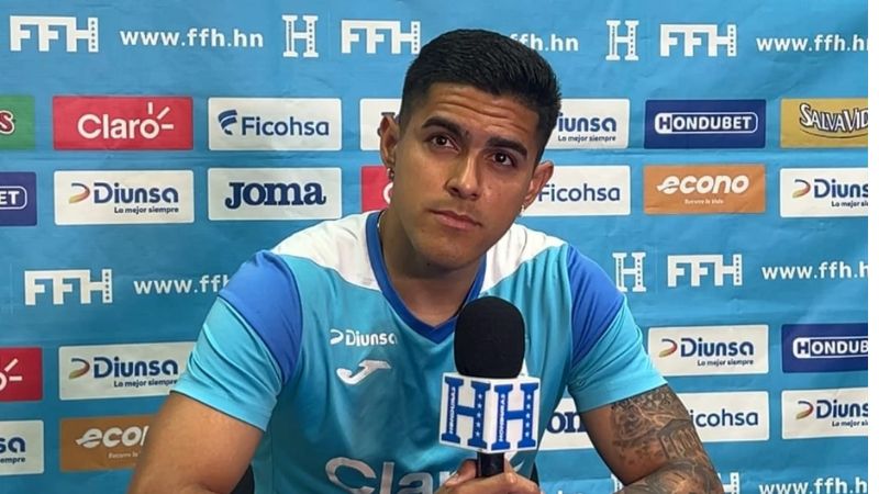El internacional delantero hondureño, Luis Palma, asegura que está en la Selección por amor.