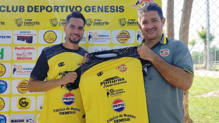 El experimentado mediocampista, Marcelo Canales, ya luce la camisa "aurinegra" del Génesis Comayagua.