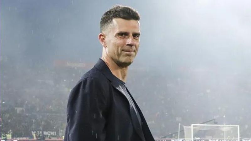 El nuevo técnico de la Juventus, Thiago Motta, viene de dirigir al equipo Bolonia.