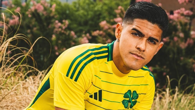 El hondureño Luis Palma se alista para su segunda temporada con el Celtic de Escocia.