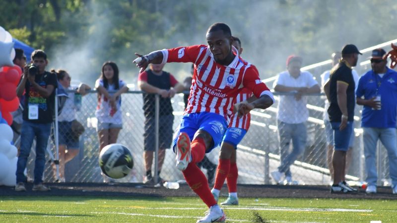 El Olimpia también jugaría contra el Real España en el estadio Morazán de San Pedro Sula.