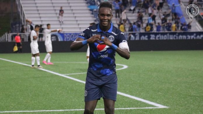 Rubilio Castillo no se mueve de Motagua y jugará el torneo de Apertura 2024.