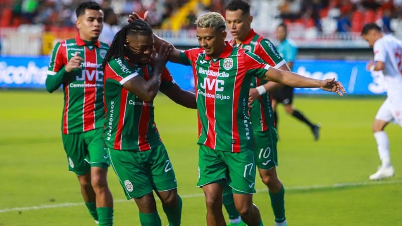 En el primer partido del sábado, Marathón recibirá en el estadio Olímpico al Juticalpa FC.