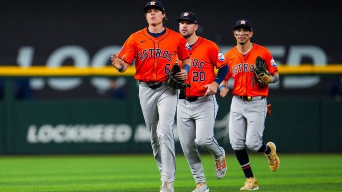 El pelotero hondureño, Mauricio Dubón (14) volvió a sobresalir con los Astros de Houston.