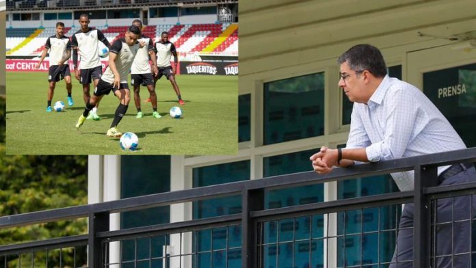 El presidente de Olimpia, Rafael Villeda Ferrari, mira como prioridad la Copa Centroamericana de Concacaf.