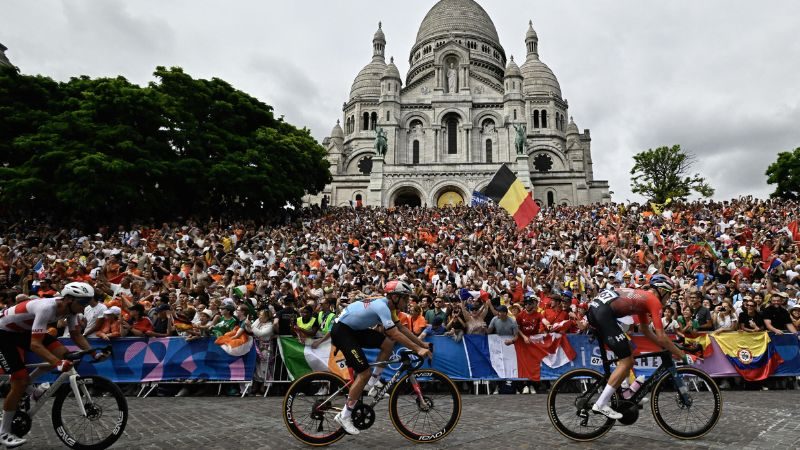 El ciclismo se llevó a cabo este sábado en las calles de París.