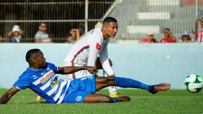 Victoria enfrenta esta tarde a Olimpia en el estadio Municipal Ceibeño, a contar de las 3:00 de la tarde.