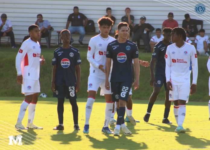 Olimpia le tiene la medida a Motagua hasta en reservas, luego de ganarle 2-1 el clásico capitalino.