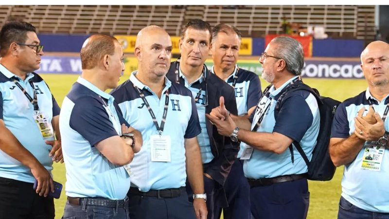 El presidente de la Federación de Fútbol de Honduras, Jorge Salomón, anunció para este miércoles la elección de la sede del partido de cuartos de final de la Bicolor en la Liga de Naciones de la Concacaf.