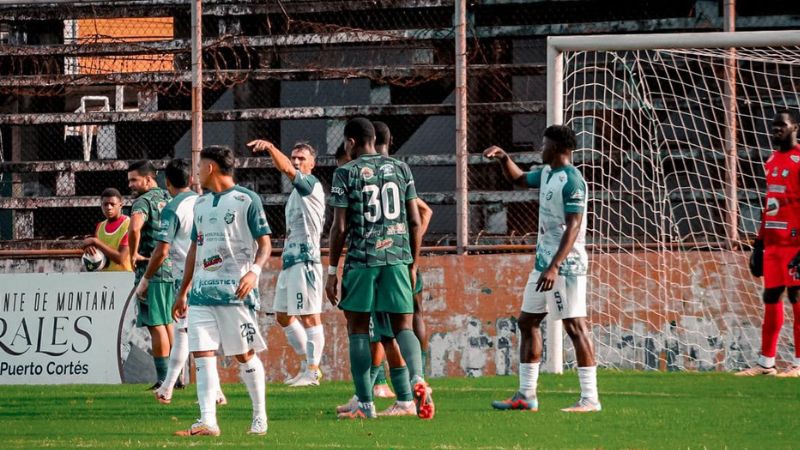 Platense aprovechó su condición de local en el duelo que sostiene contra San Juan Gualjoco.