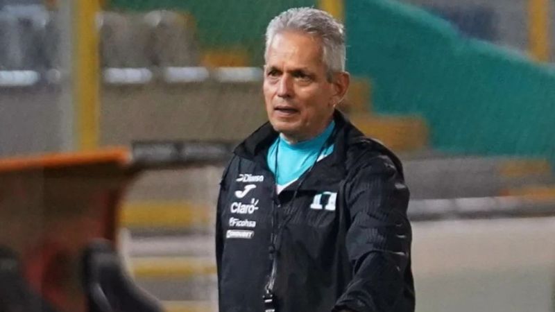 Reinaldo Rueda definirá si incluye o no a Yustin Arboleda frente a México.