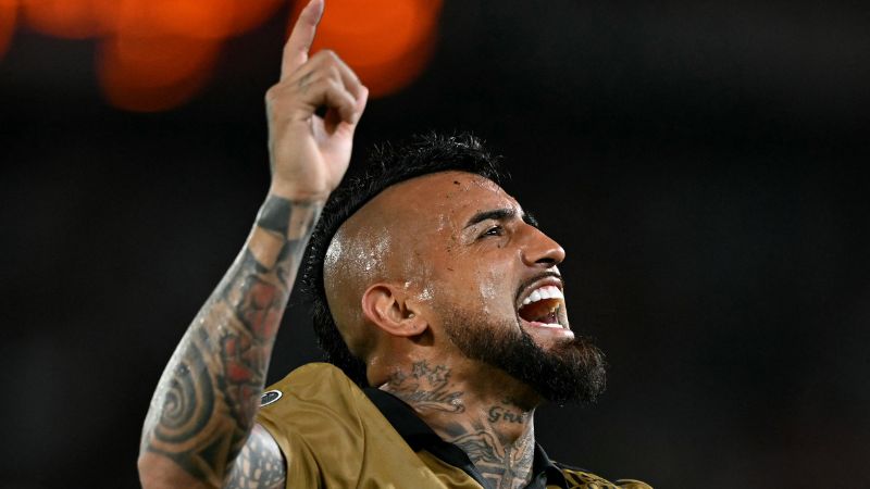 Arturo Vidal regresa a La Roja en medio de una denuncia por agresión sexual.