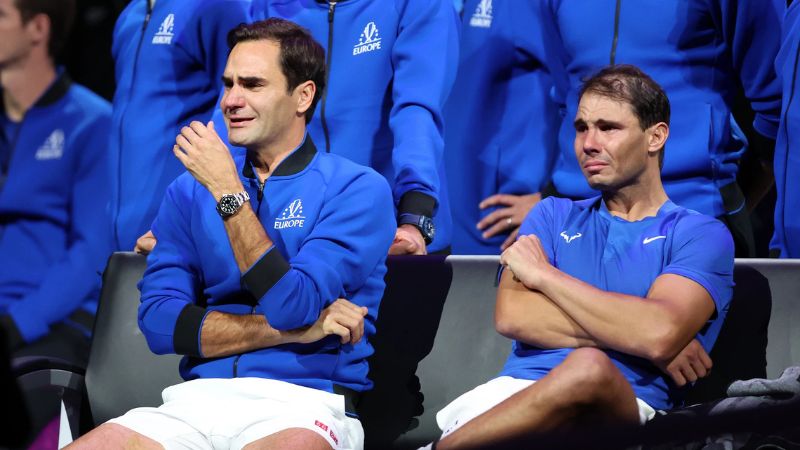 En el 2022, Roger Federer y Rafael Nadal compartieron en una cancha de tenis.