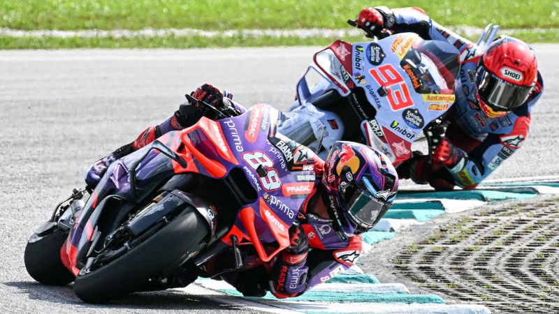 Los pilotos españoles, Jorge Martín y Marc Márquez, compiten en el Gran Premio de Malasia.