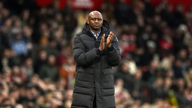 El técnico francés, Patrick Vieira, es oficializado en el Génova de Italia.