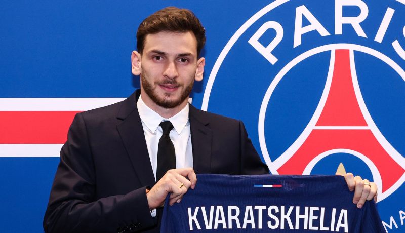 Kvaratskhelia se fue al PSG