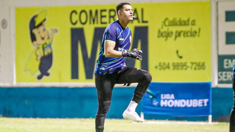 El portero Harold Fonseca advierte que Potros de Olancho FC saldrá este miércoles contra Marathón a dar un 